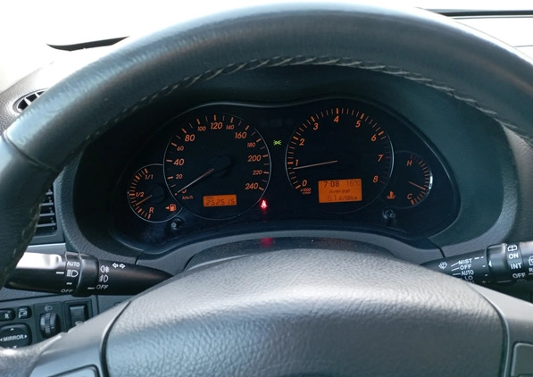 Toyota Avensis cena 17900 przebieg: 252123, rok produkcji 2008 z Stary Sącz małe 781